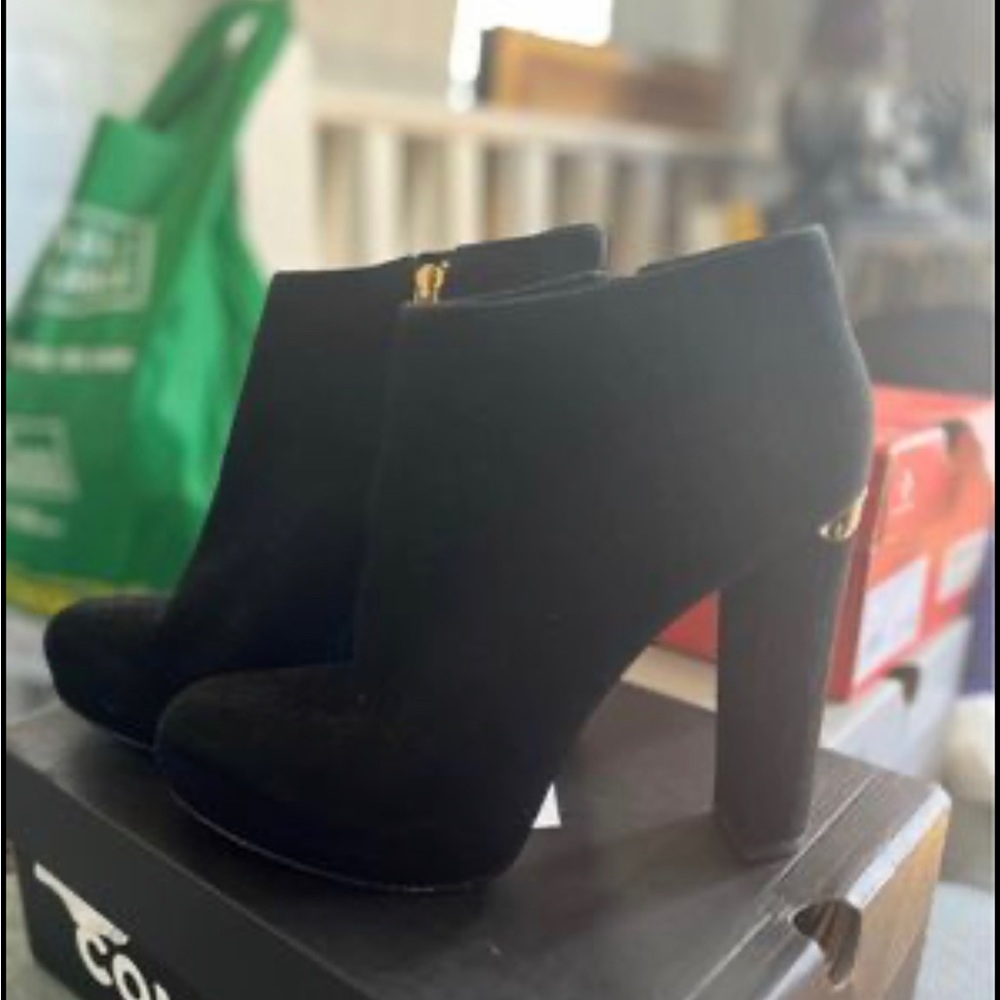 Michael Kors Booties Size 11